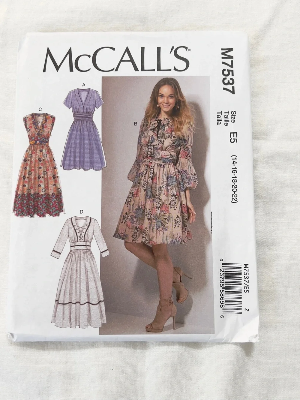 McCall’s M7537 Sewing Pattern Misses Dresses Size E5 14-22 Fit & Flare Uncut
